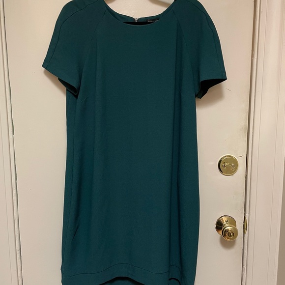 Topshop Dresses & Skirts - Topshop short sleeve shift dress